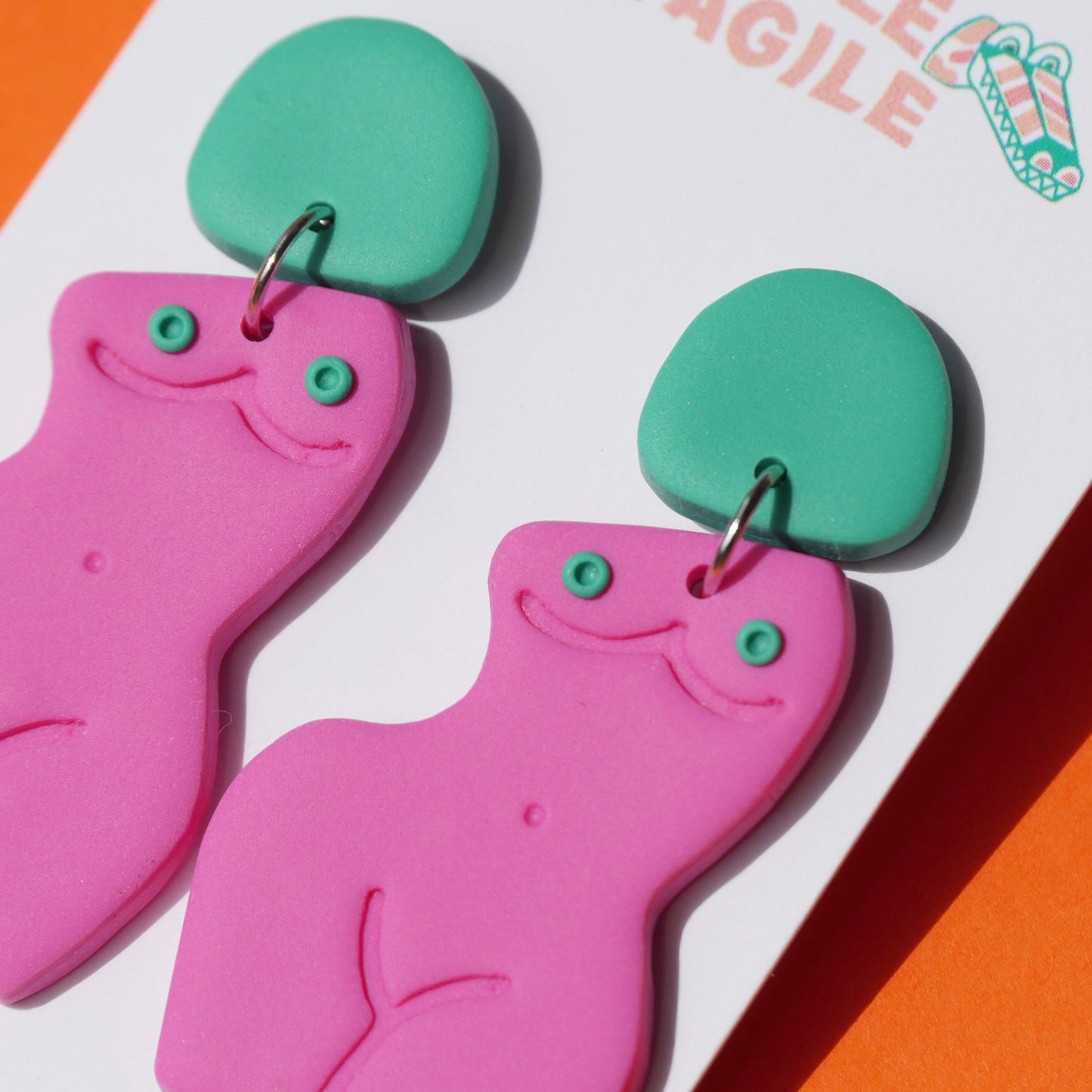Boucles d'oreilles - corps de femme rose | Collection Agrippine