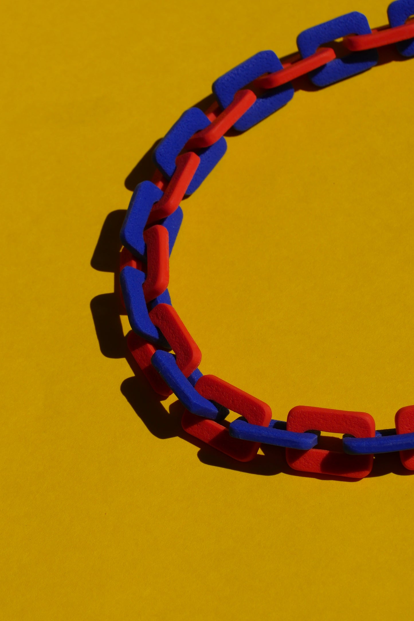 Collier chaîne - bleu & orange | Collection Doris