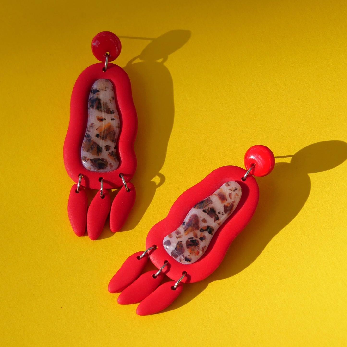 Boucles d'oreilles argile polymère - Léopard rouge / bleu | Collection Ysé