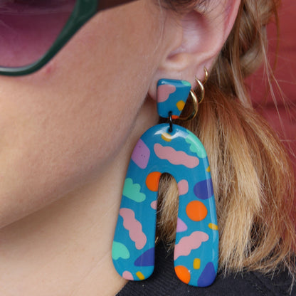Boucles d'oreilles Solveig en argile polymère - Grand Arch & confettis | Collection Unique