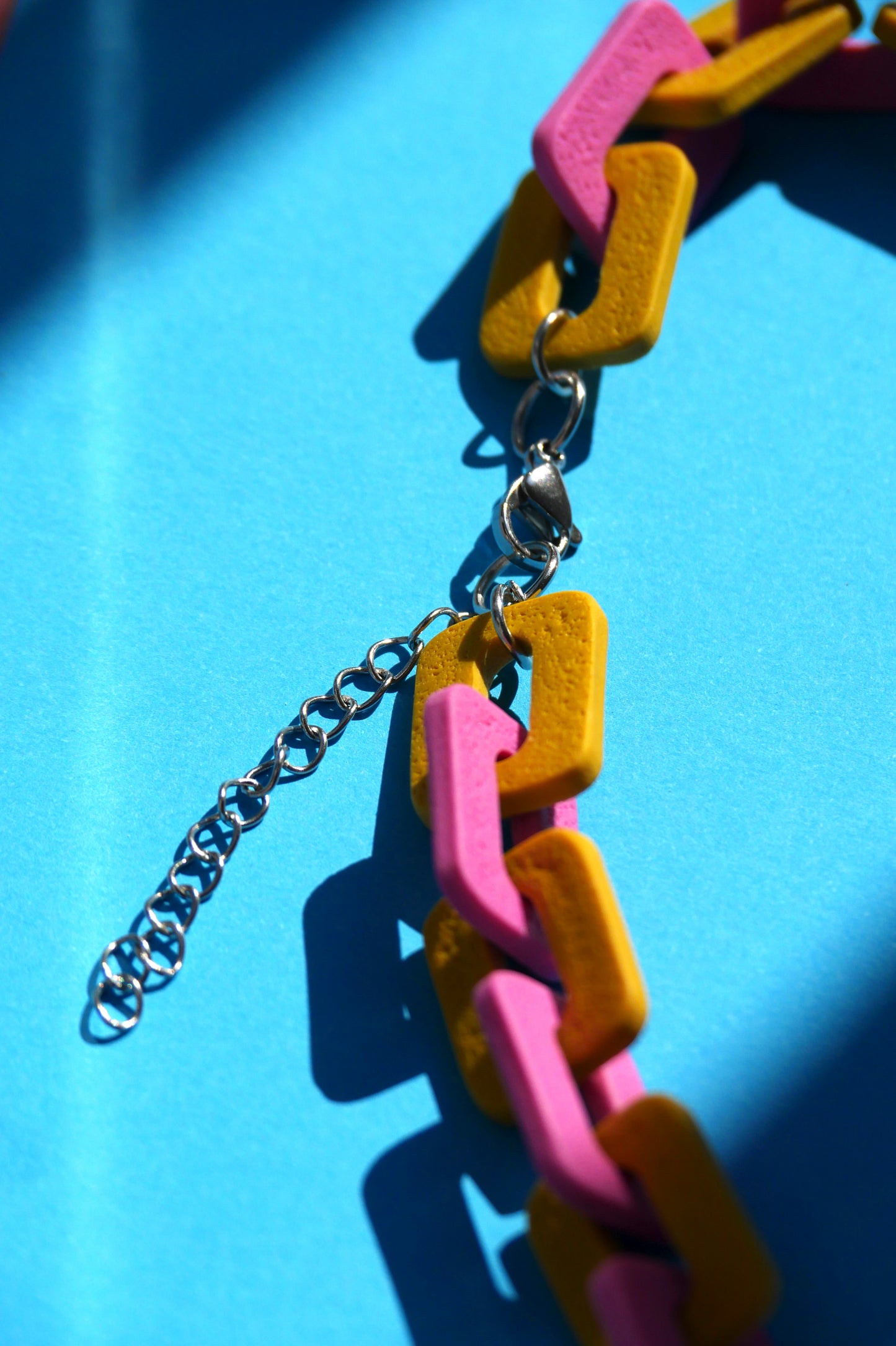 Chain necklace - pink &amp; yellow | Doris Collection