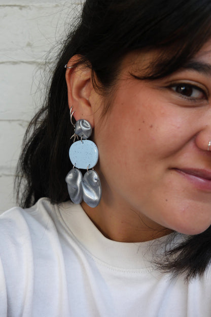 Earrings - Draped blue &amp; silver | Doris Collection