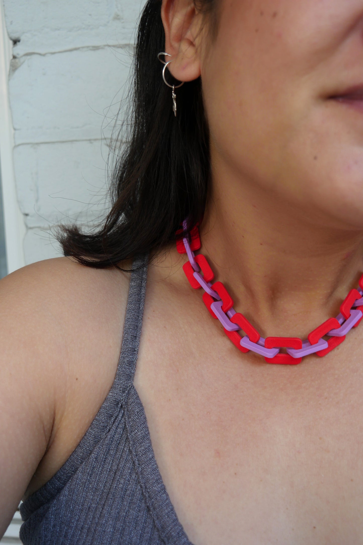 Collier chaîne - rouge & mauve | Collection Doris