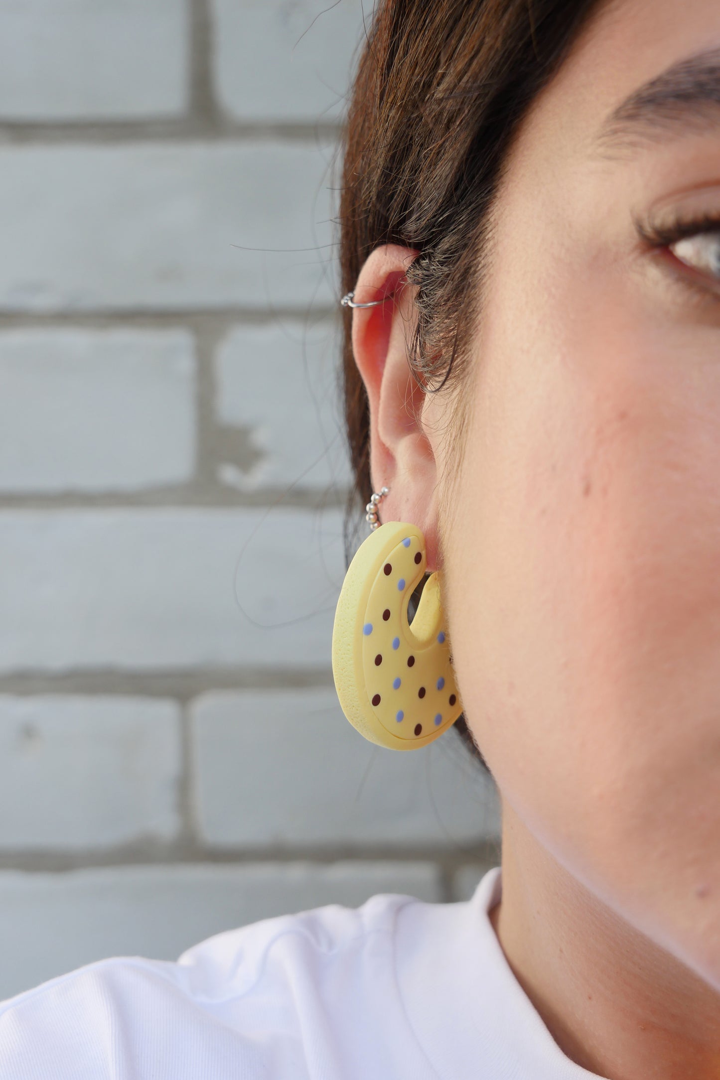 Boucles d'oreilles - Créoles à pois | Collection Berta