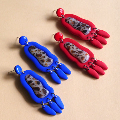 Boucles d'oreilles argile polymère - Léopard rouge / bleu | Collection Ysé