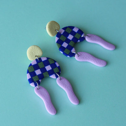 Boucles d'oreilles argile polymère - Damier bleu/vert/rose  | Collection Ysé