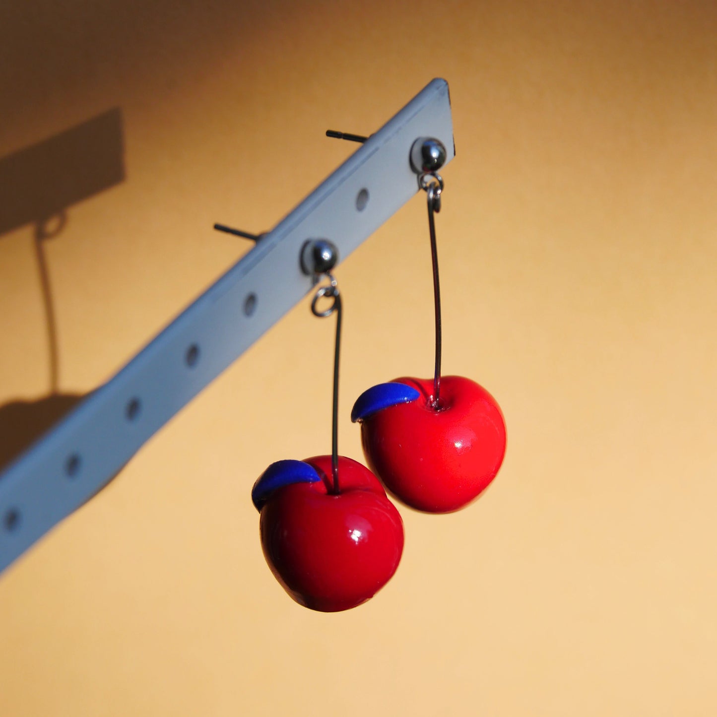 Boucles d'oreilles Cerise rouge | Collection Cléo