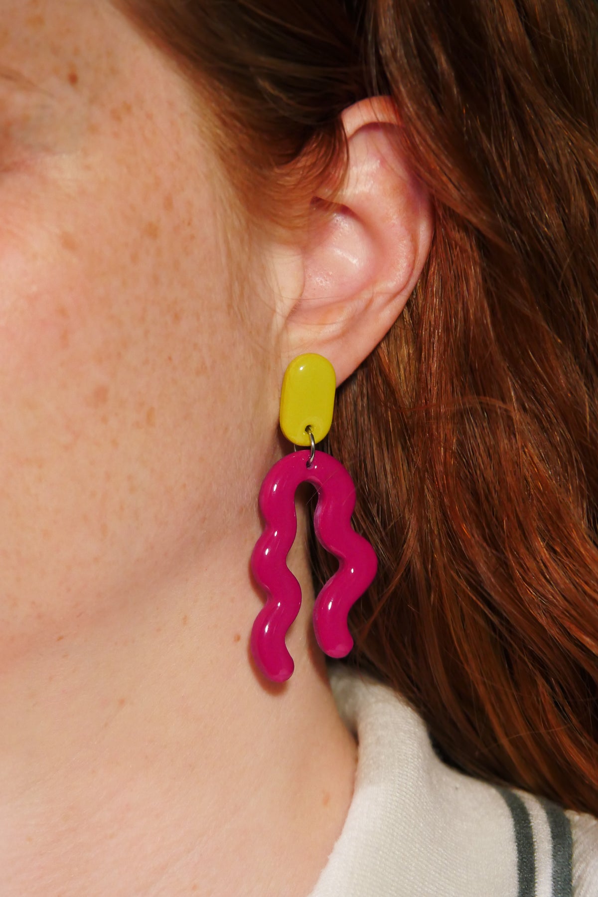 Boucles d'oreilles Serpentin fuchia & lime | Collection Cléo